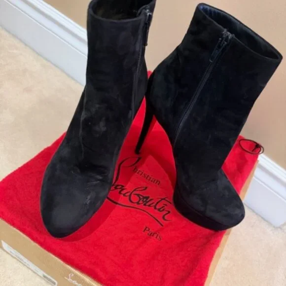 Christian Louboutin Platform Suede Bootie - Picture 5 of 16